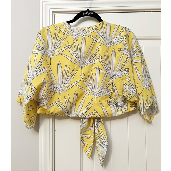 Hutch Yellow Leaf Crop Top - Picture 6 of 9